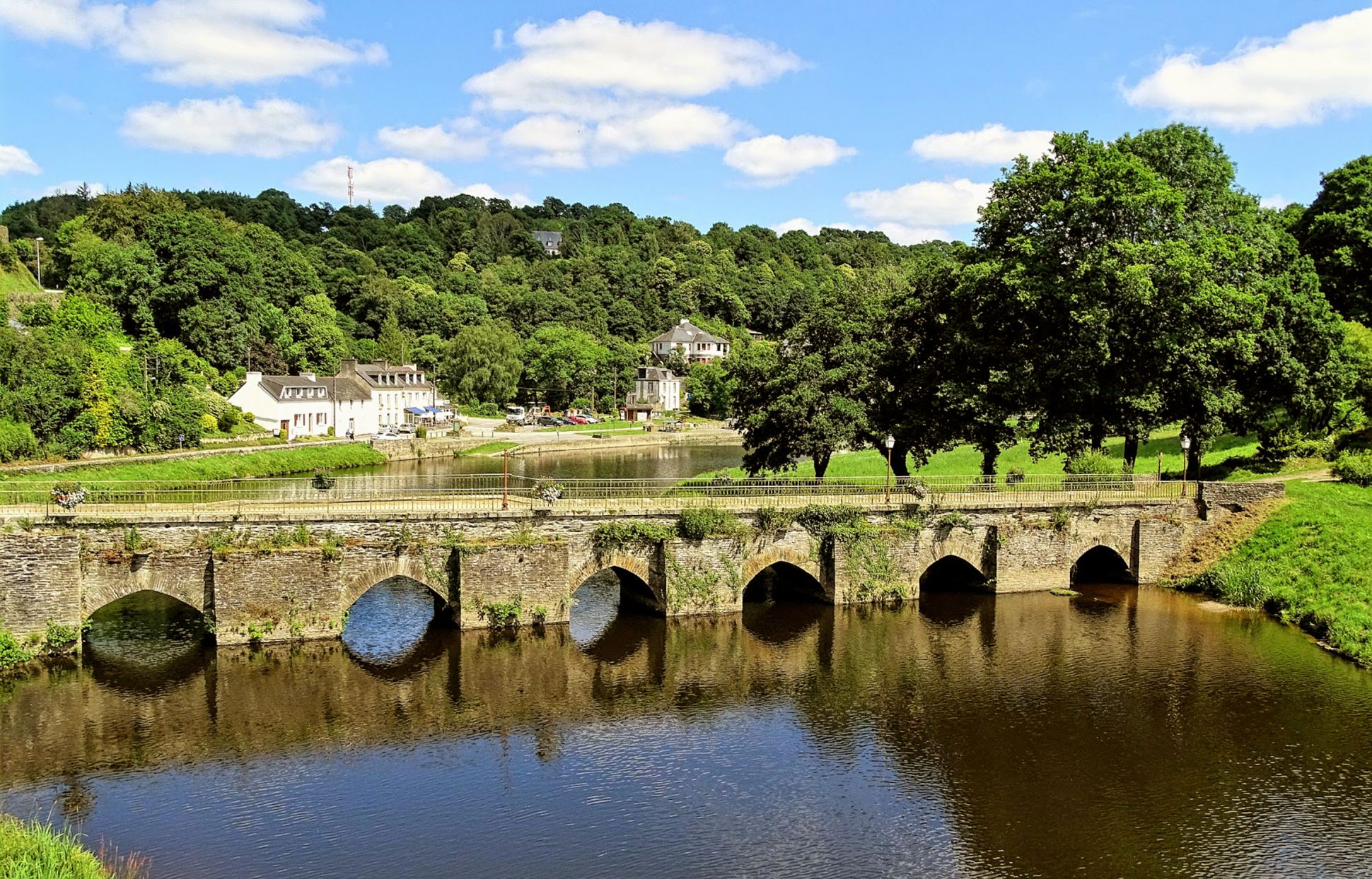 Wasserwege, Flüsse, Kanäle und Seen in Frankreich Canal de Nantes à