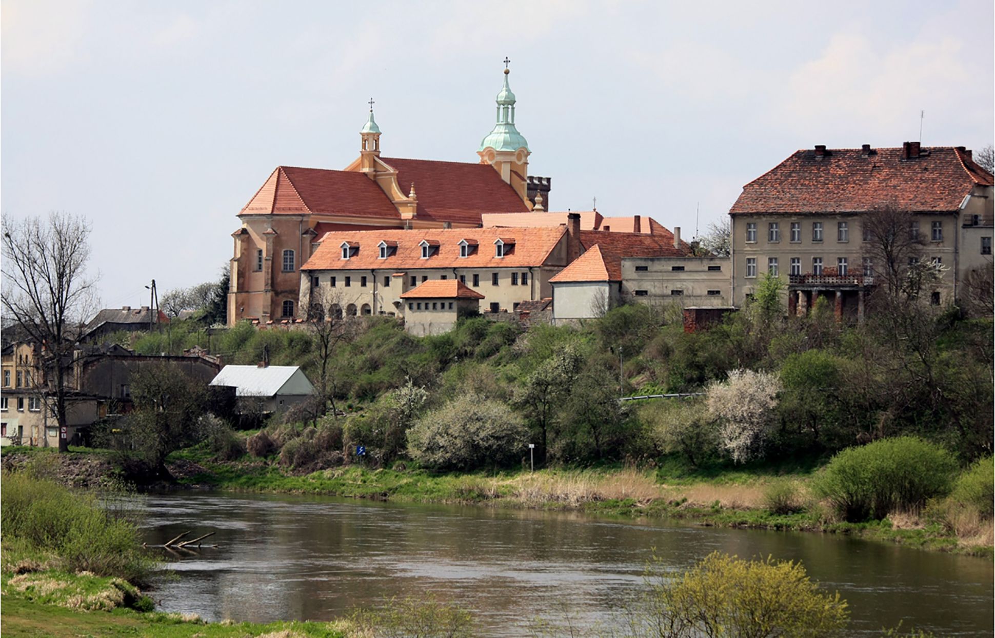 Hausboot und Yachtferien in Polen Die Warthe/Warta bilden den südlichen Teil des 